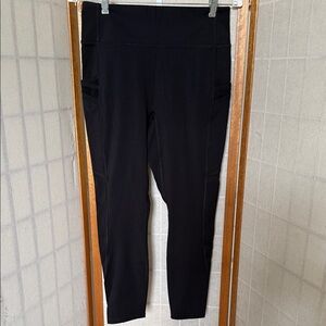 Women's Fabletics Motion365 High Waisted Black Leggings Sz L